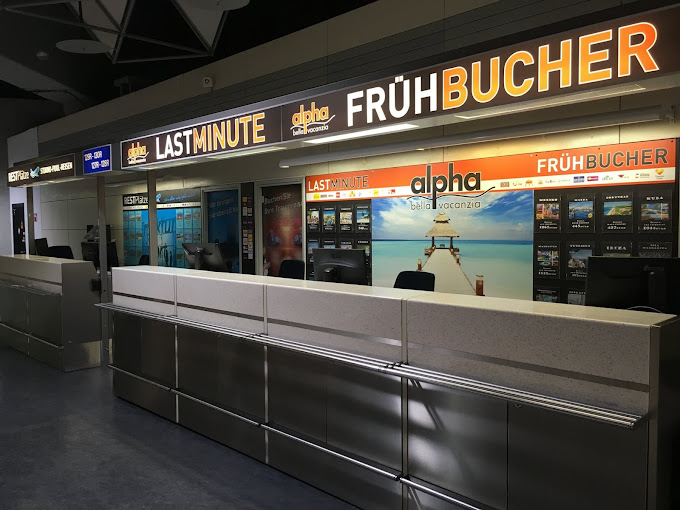 Reisebüro von Alpha Bella Vacanzia am Frankfurter Flughafen